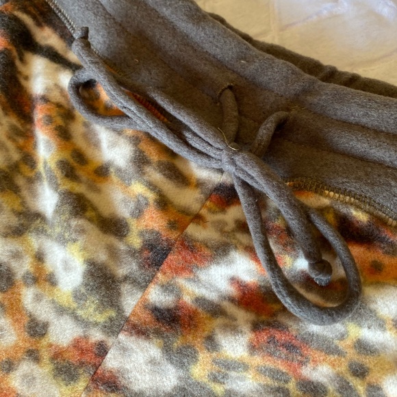 🤎🧡💛🌼🌻Multi Animal Print Joggers - Picture 10 of 14